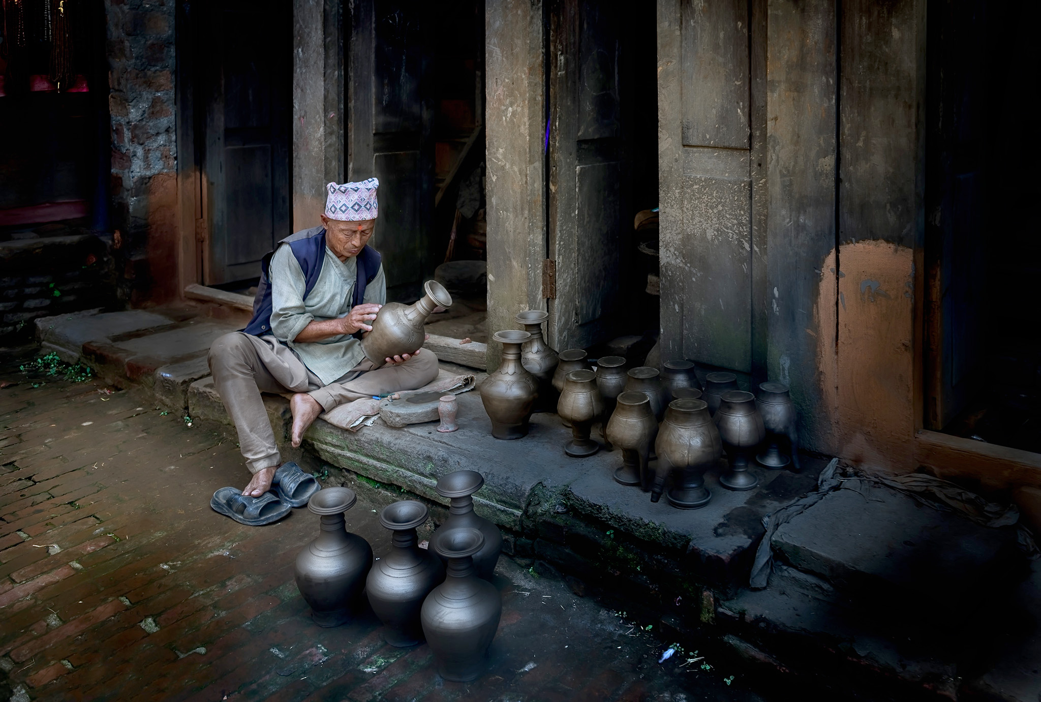 Nepal-Pottery-Maker-1730276093.jpg