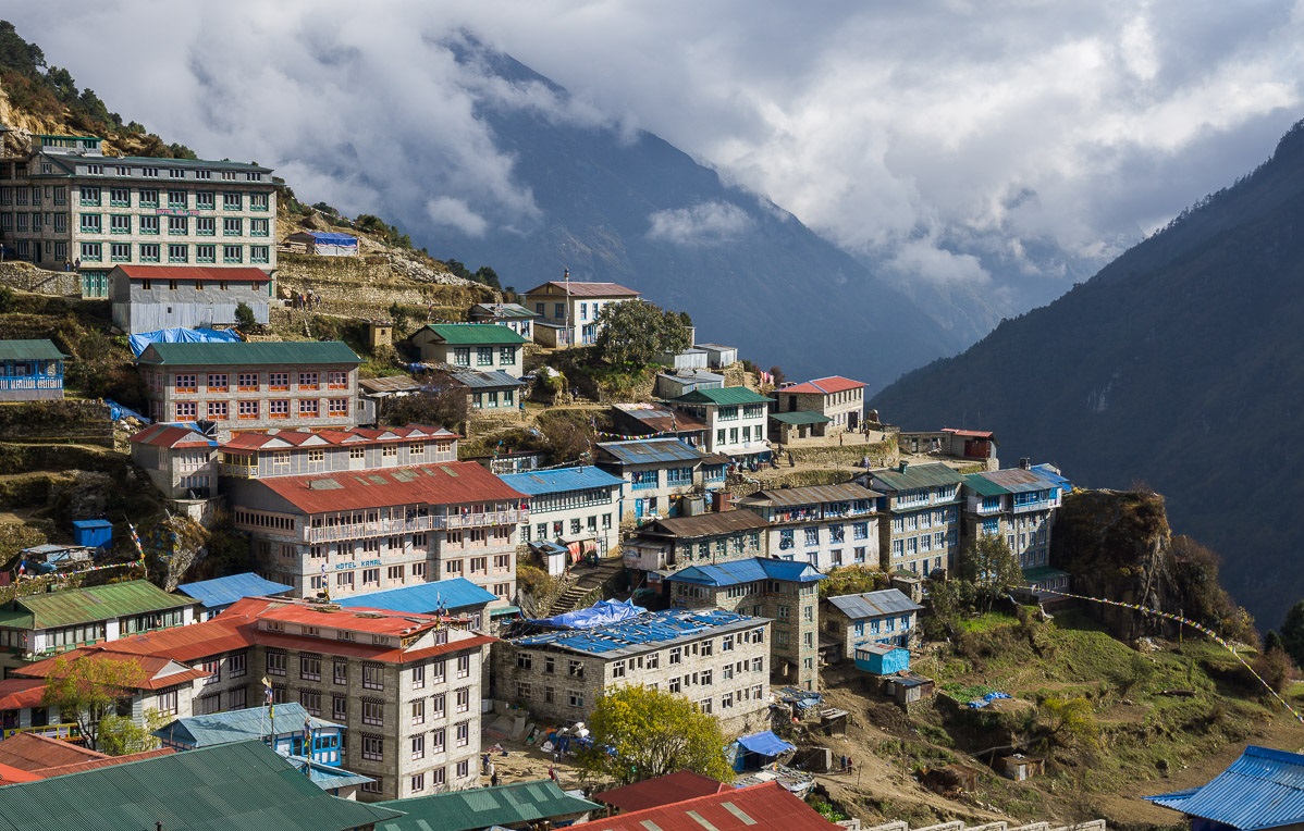 Mountains & Monasteries Trek